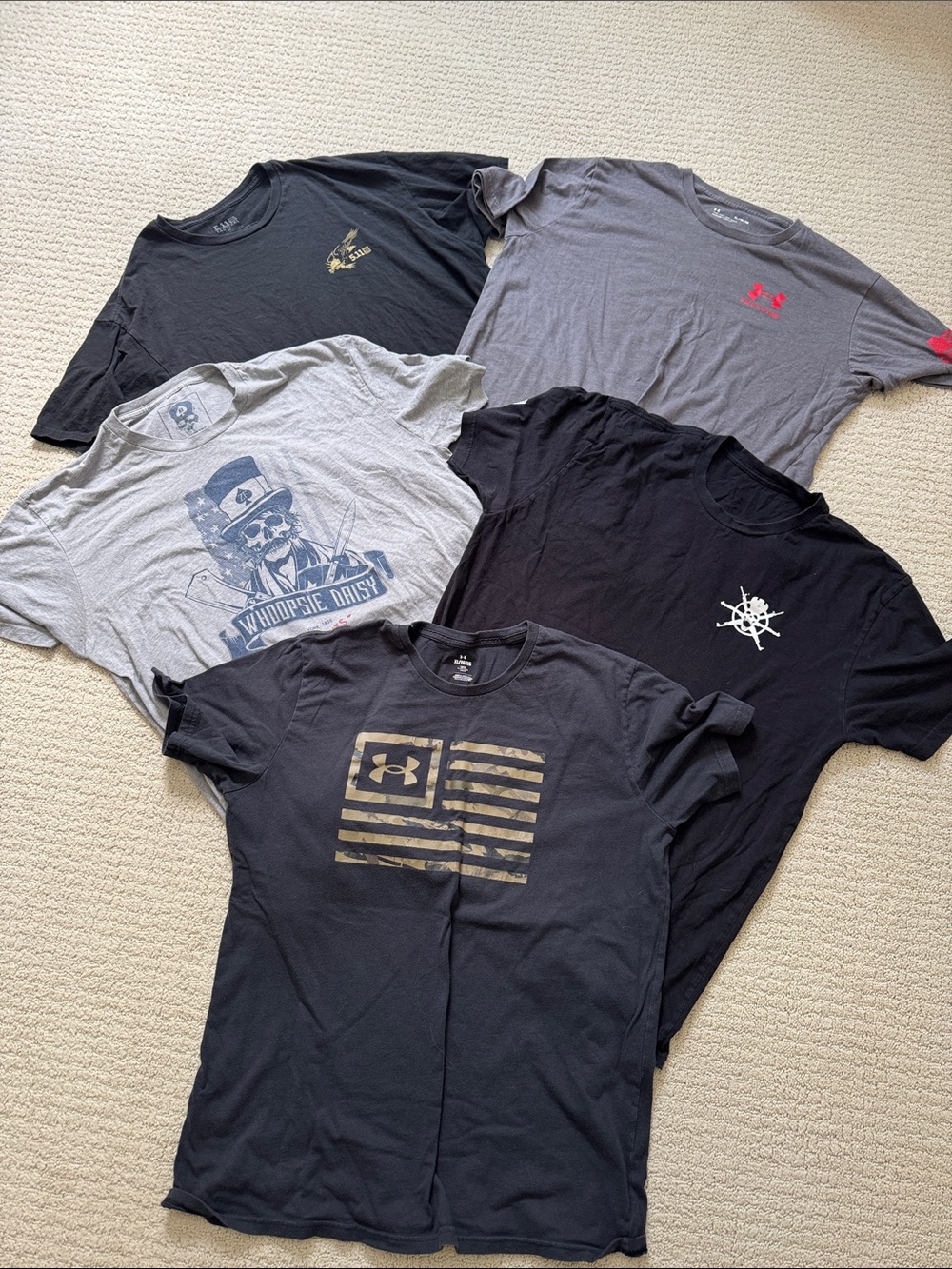 Under Armour Black Short-Sleeve Tee with Flag Graphic Bundle of 5 XL Tshirts